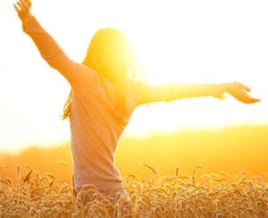 Tomar sol para metabolizar vitaminar D e tratar queda de cabelo