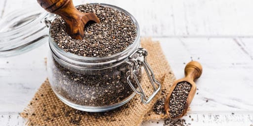 Pote de vidro com chia